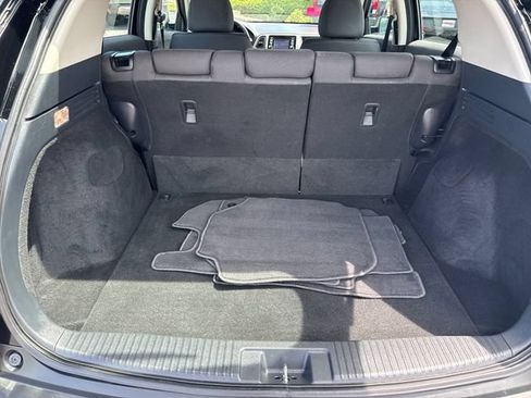 Used 2022 Honda HR-V LX image 39