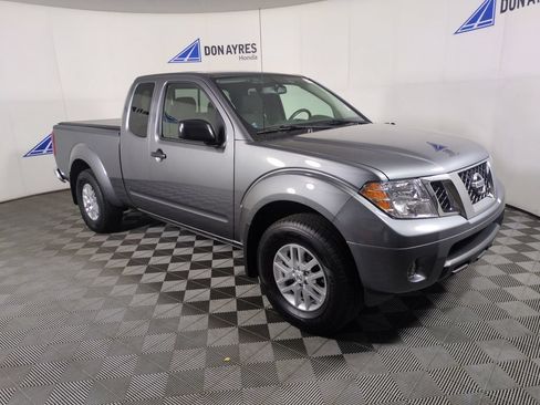 Used 2019 Nissan Frontier SV w/ Value Truck Package AWD/4WD image 10