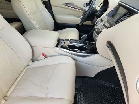 Used 2017 INFINITI QX60 AWD w/ Premium Plus Package image 13