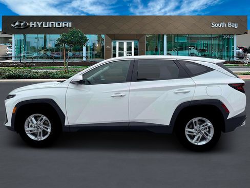 New 2026 Hyundai Tucson SE FWD image 3