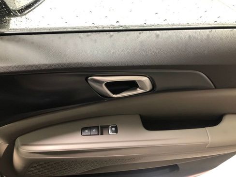 New 2026 Kia Carnival FWD image 14