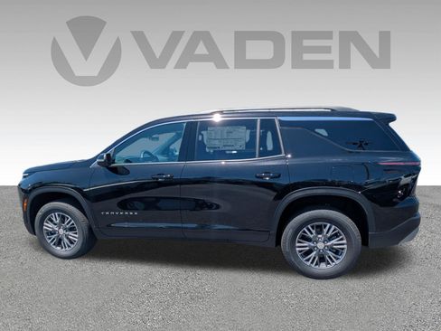 New 2026 Chevrolet Traverse LT w/ Driver Confidence Package AWD/4WD image 31