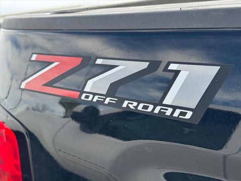 Used 2018 Chevrolet Silverado 1500 LT w/ All Star Edition image 7