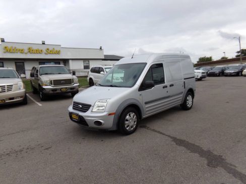 Used 2012 Ford Transit Connect XLT image 2