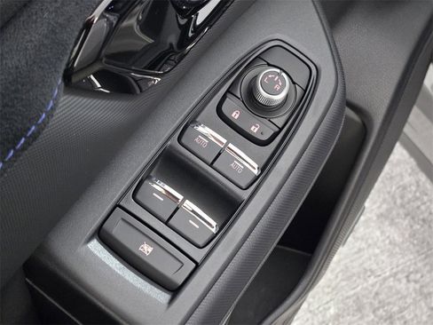 Certified 2025 Subaru Forester Limited image 25