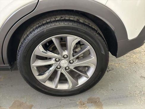 Used 2023 Buick Encore GX Essence w/ Experience Buick Package image 39