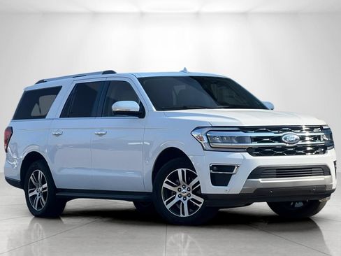 Used 2024 Ford Expedition Max Limited AWD/4WD image 2