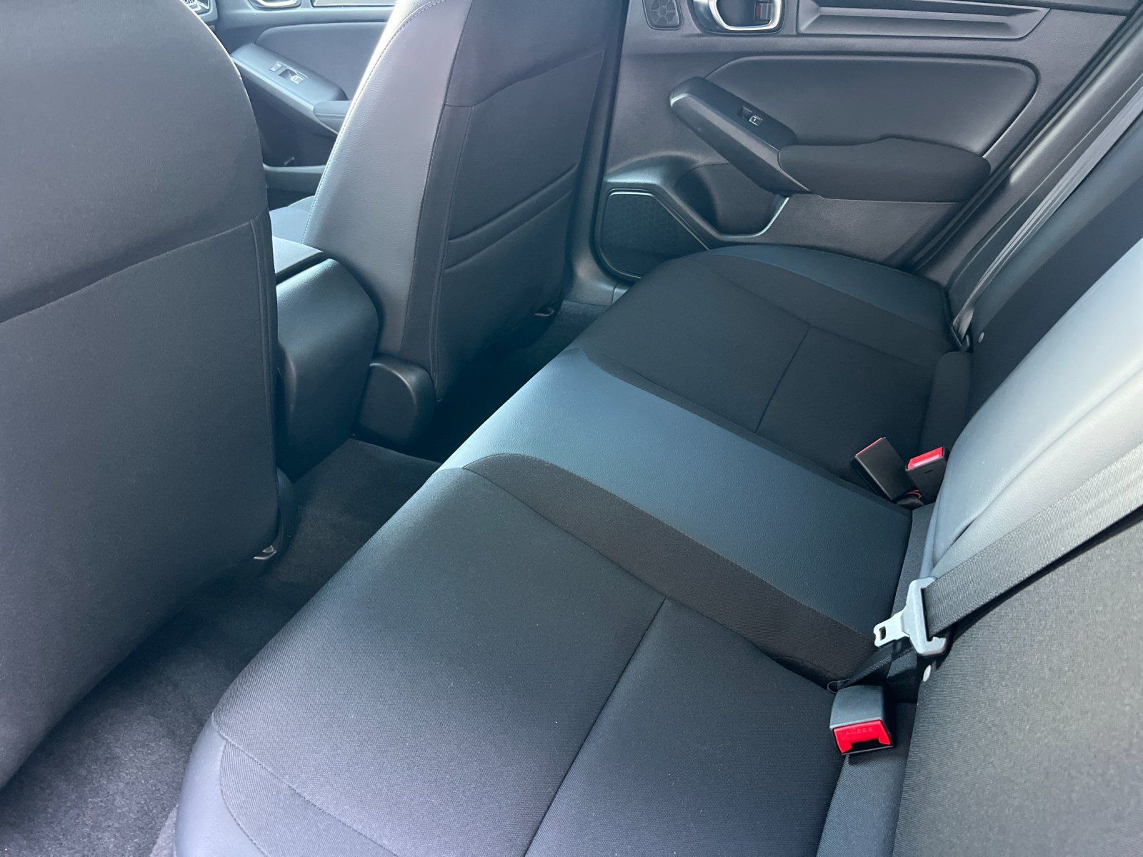 Used 2025 Honda Civic FWD Hybrid Sedan image 12