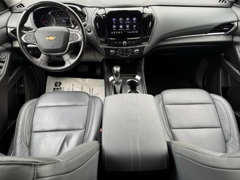 Used 2021 Chevrolet Traverse LT AWD/4WD image 14