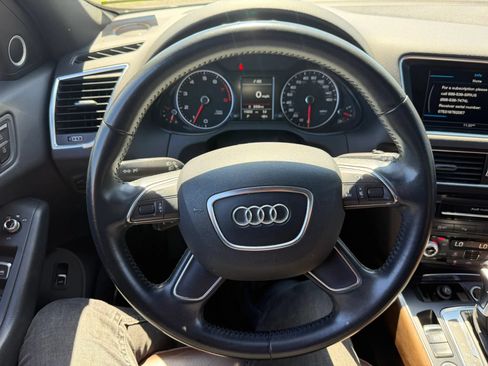 Used 2017 Audi Q5 2.0T Premium Plus w/ Technology Package AWD/4WD image 12