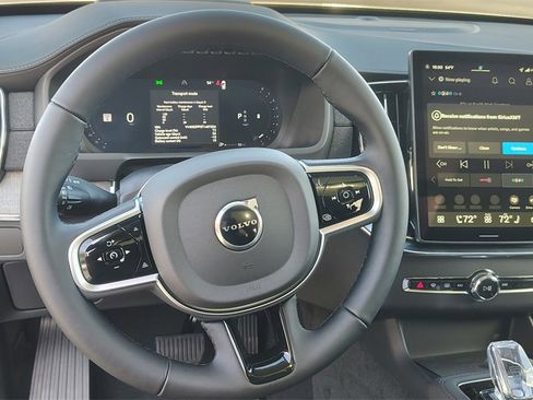 New 2026 Volvo XC90 B6 Ultra image 13