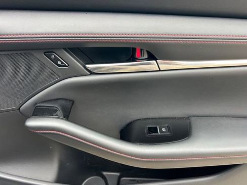 Certified 2025 MAZDA MAZDA3 Carbon image 19