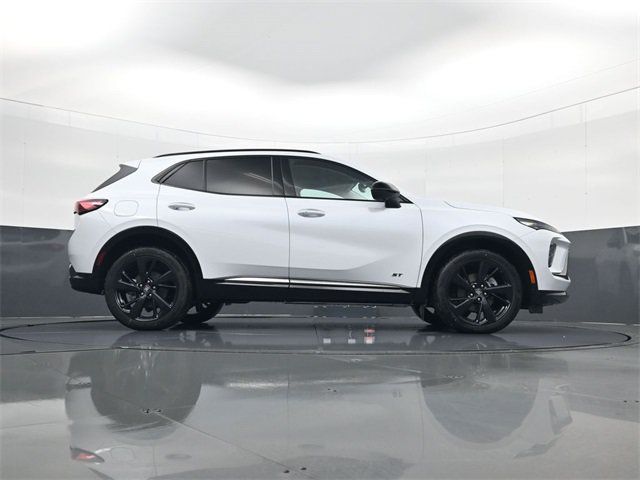 Used 2025 Buick Envision Sport Touring AWD/4WD image 24