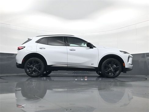Used 2025 Buick Envision Sport Touring AWD/4WD image 24