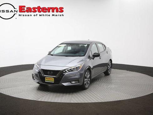Used 2021 Nissan Versa SR FWD image 53