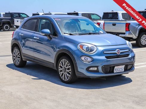 Used 2017 FIAT 500X Lounge w/ Advanced Safety Package FWD image 3