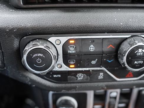 Certified 2024 Jeep Wrangler Willys image 25