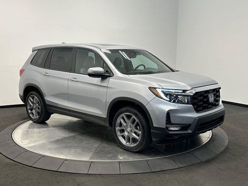 Certified 2023 Honda Passport EX-L image 2