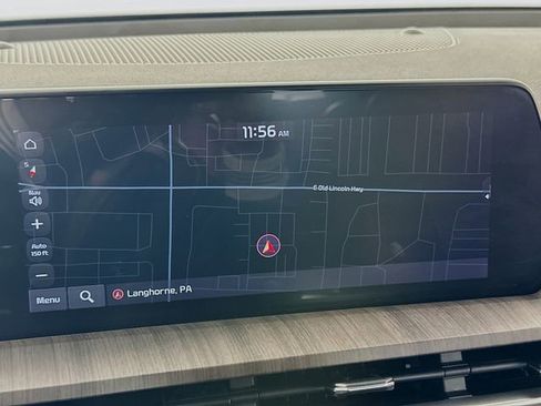 Used 2023 Kia Telluride EX w/ EX Captain's Chair Package image 16