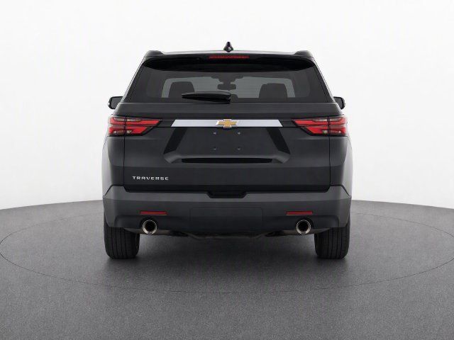 Used 2023 Chevrolet Traverse LS w/ Safety Package FWD image 3