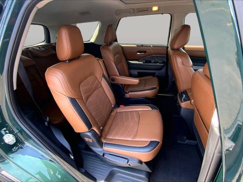 Used 2023 Nissan Pathfinder Platinum FWD image 20