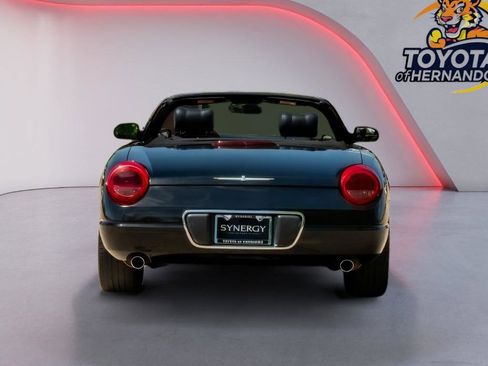 Used 2004 Ford Thunderbird RWD image 6