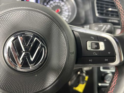 Used 2017 Volkswagen GTI S FWD image 28