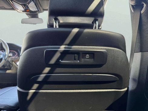 Used 2020 BMW X5 xDrive50i w/ Premium Package image 46