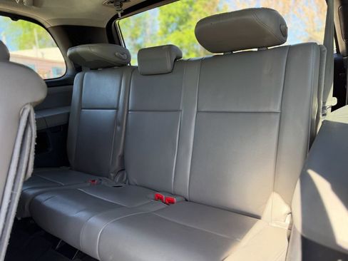 Used 2012 Toyota Sequoia Limited AWD/4WD image 10