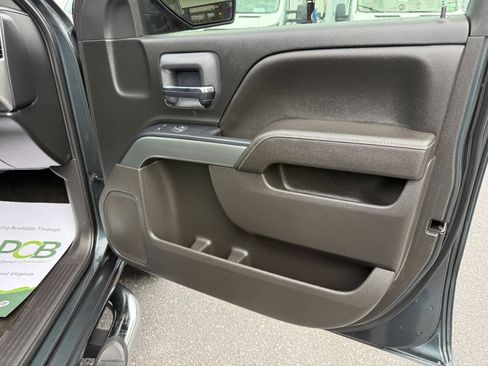 Used 2018 Chevrolet Silverado 1500 LT w/ All Star Edition AWD/4WD image 29
