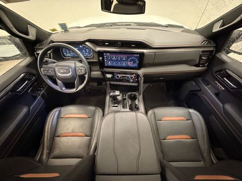Used 2023 GMC Sierra 1500 AT4 w/ AT4 Premium Package AWD/4WD image 54