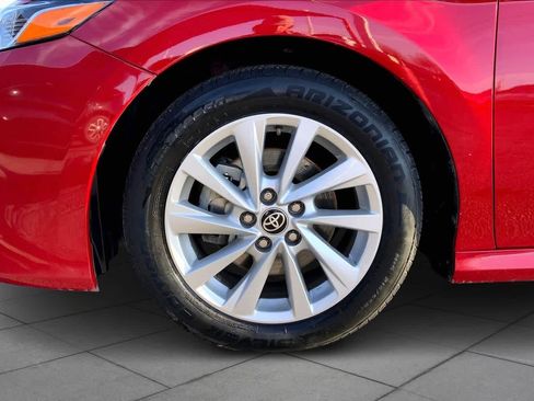 Used 2023 Toyota Camry LE image 11