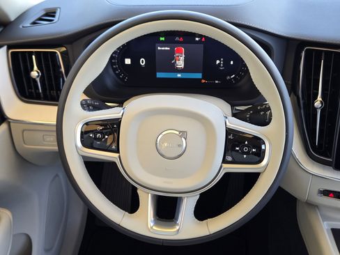 New 2026 Volvo XC60 B5 Ultra w/ Protection Package Premier image 28