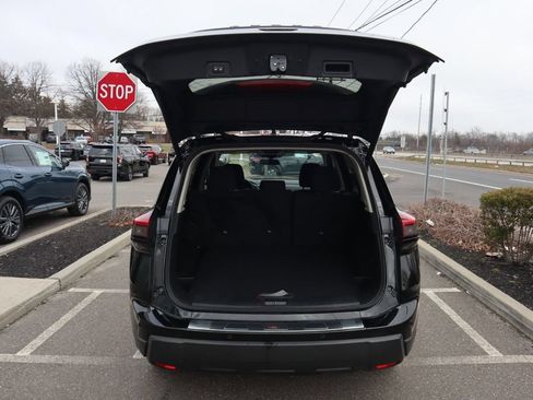 Certified 2025 Nissan Rogue SV AWD/4WD image 29