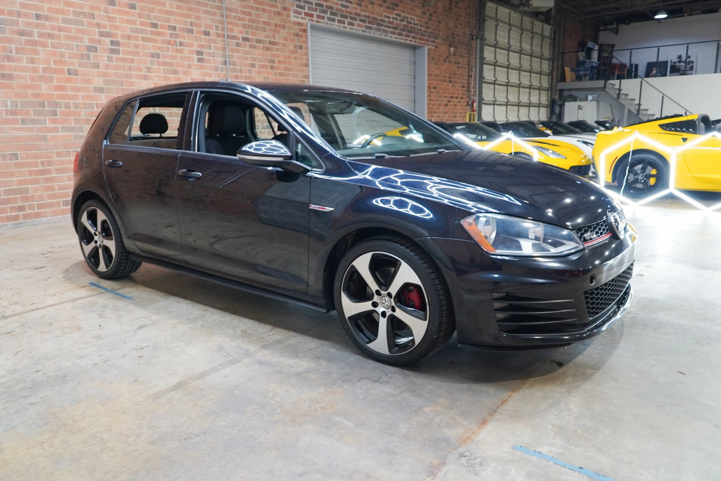 Used 2017 Volkswagen GTI S FWD image 2