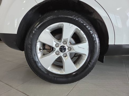 Used 2018 Kia Soul FWD image 10