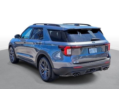 Certified 2025 Ford Explorer ST AWD/4WD image 6