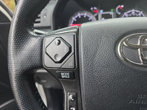 Used 2023 Toyota 4Runner TRD Off-Road Premium image 16