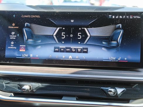 New 2026 BMW X5 xDrive40i w/ Climate Comfort Package image 14