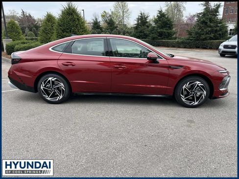 New 2026 Hyundai Sonata SEL FWD image 8