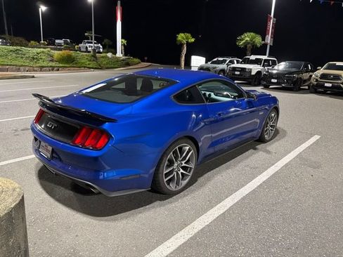 Used 2017 Ford Mustang GT Premium w/ Equipment Group 401A RWD image 4