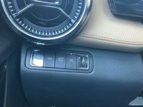 New 2026 Chevrolet Equinox ACTIV w/ Convenience Package III AWD/4WD image 10