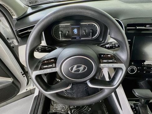 Used 2023 Hyundai Tucson SE AWD/4WD image 11