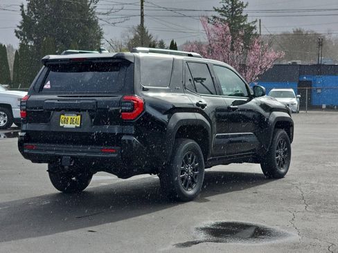 New 2026 Toyota 4Runner SR5 image 5