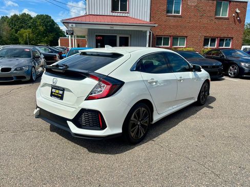 Used 2019 Honda Civic EX image 8