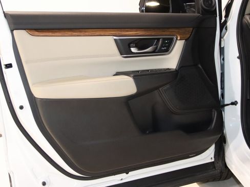 Used 2022 Honda CR-V Touring image 28