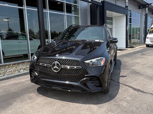 Used 2024 Mercedes-Benz GLE 450e 4MATIC image 2
