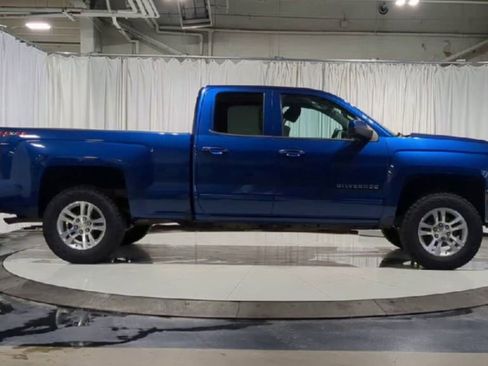Used 2019 Chevrolet Silverado 1500 LT w/ All Star Edition image 11