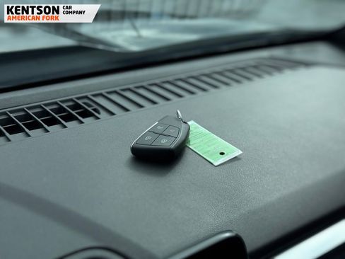 Used 2024 GMC Canyon Elevation w/ Convenience Package image 43