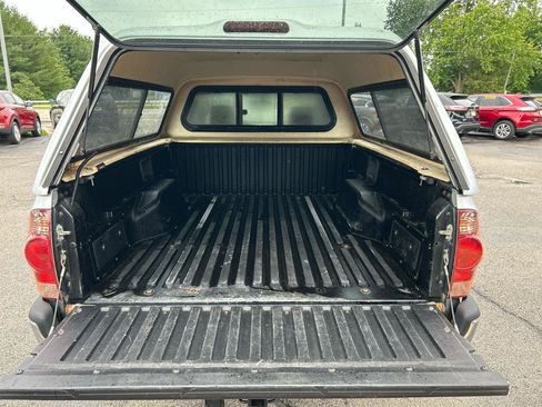 Used 2005 Toyota Tacoma PreRunner RWD image 18